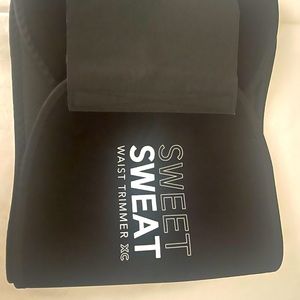 SWEET SWEAT WAIST TRAINER - Like New